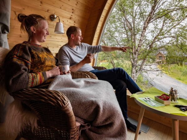 King Crab package with 1 overnight stay at cabin, May - Nov (PS02) - Image 3