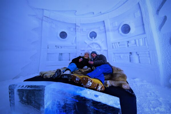 Overnight stay at Kirkenes Snowhotel 365 (KS27-sh)