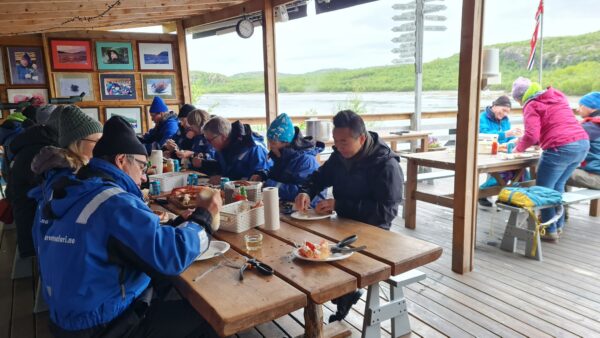 King crab safari by riverboat to the border (KS16-bs) - Image 10