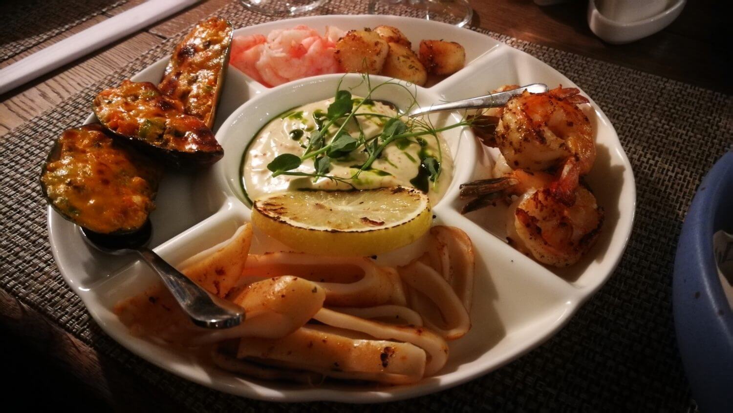 Seafood plate