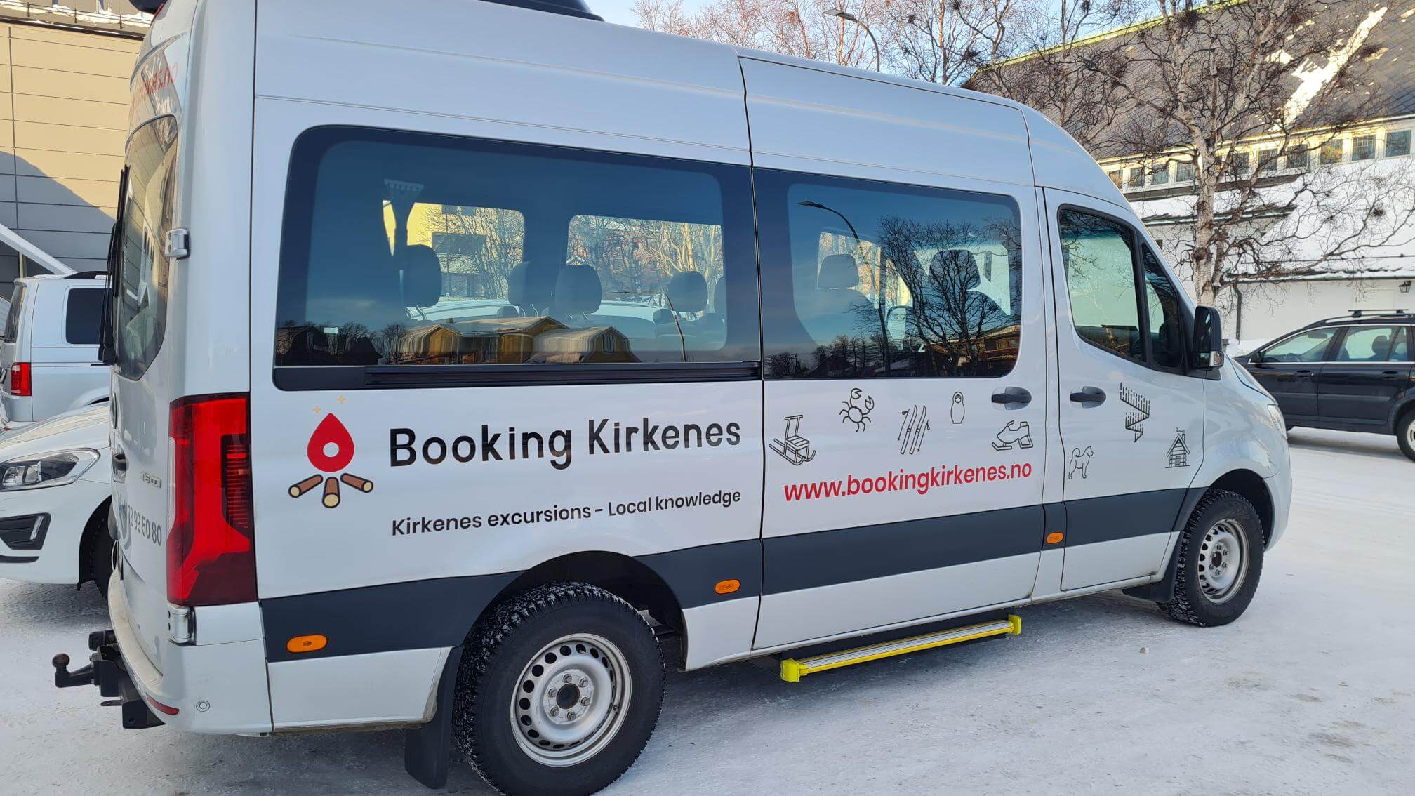 Booking Kirkenes transportation - 9 seated car
