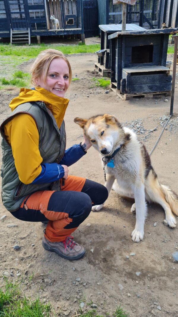 Daypackage Kirkenes sightseeing - Snowhotel - King Crab - Sami experience, Dec - April (KP07) – Image 18