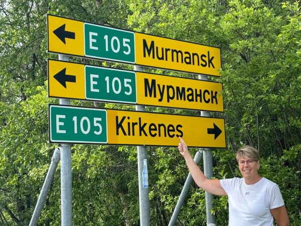 Kirkenes- and Borderland sightseeing with a local guide May to November (HS01-pt)