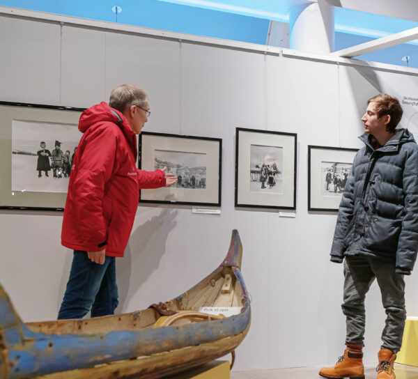 Historical Kirkenes sightseeing incl visit at the local museum and the Andersgrotta (GR1)