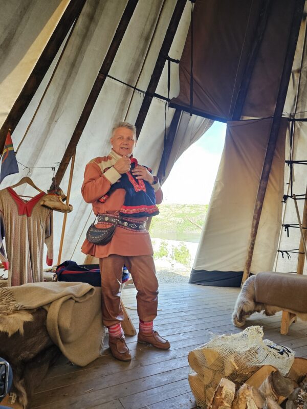 Kirkenes Borderland - Russian border - the Snowhotel - Sami experience (GR9) - Image 13